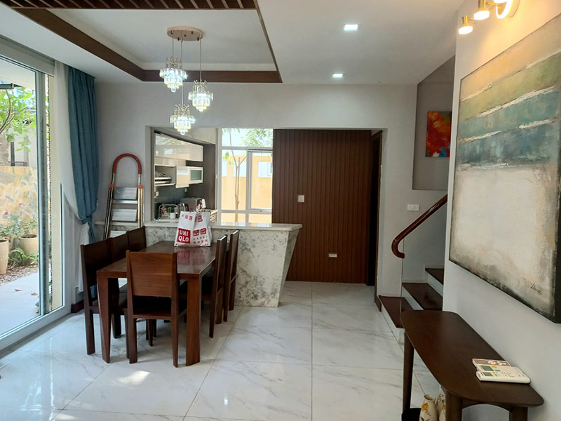162sqm villa for rent in Vuon Tung , 3 bedrooms 5