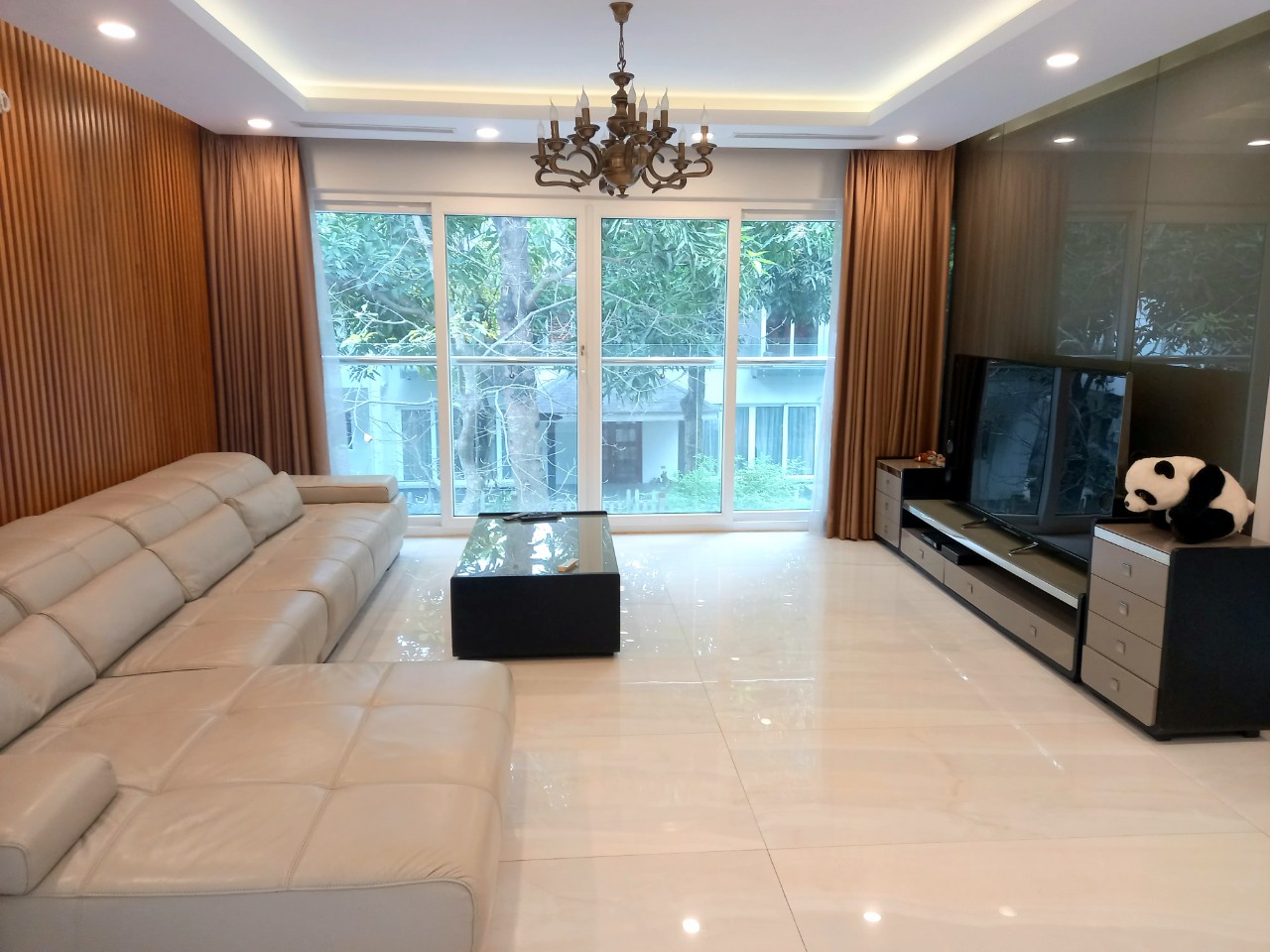 3 bedrooms villa in Ecopark for rent , fully furnished 7