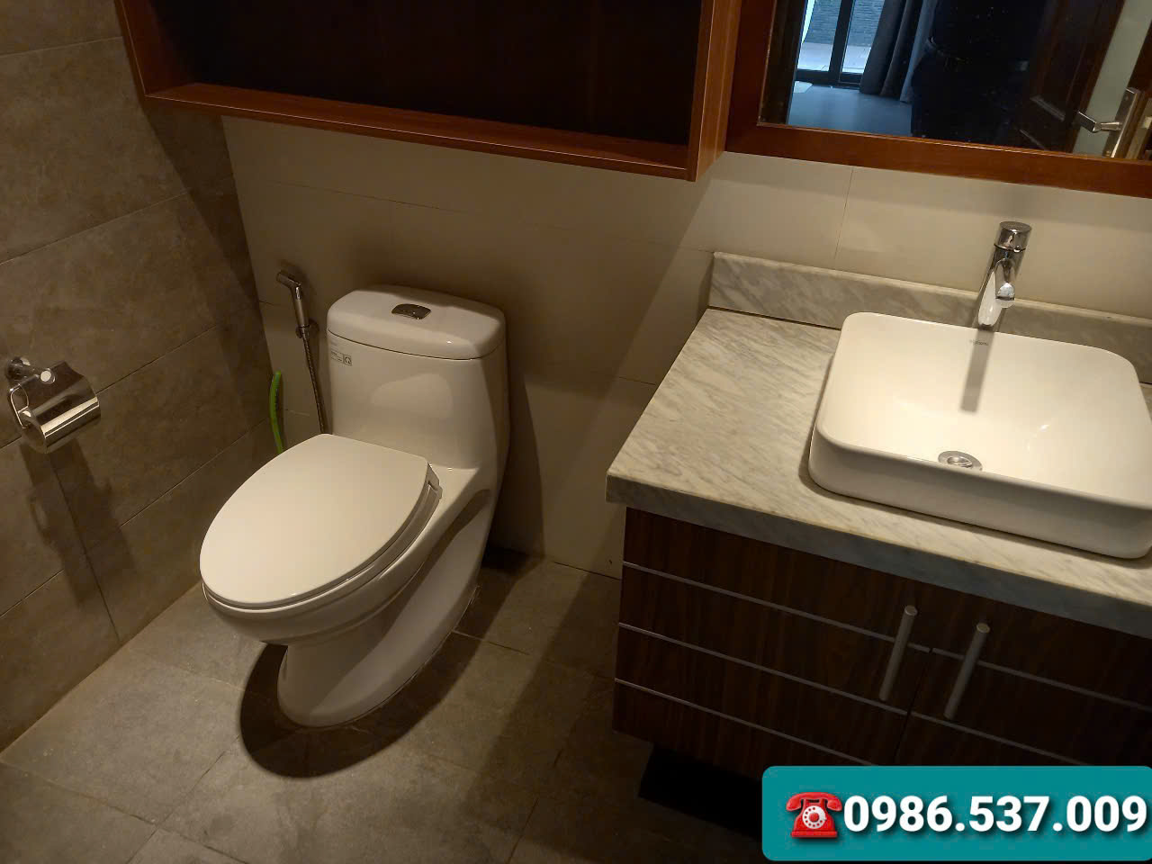 5 bedrooms fully furnished villa for rent in Mimosa 10