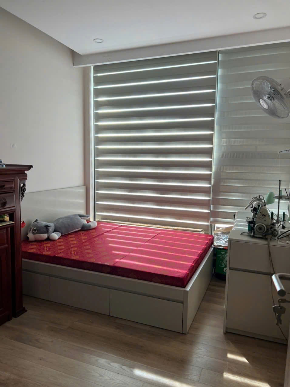 Bán căn góc solforest 2 diện tích 63m2, 2 phòng ngủ , 2wc , hướng ĐN view đảo 3