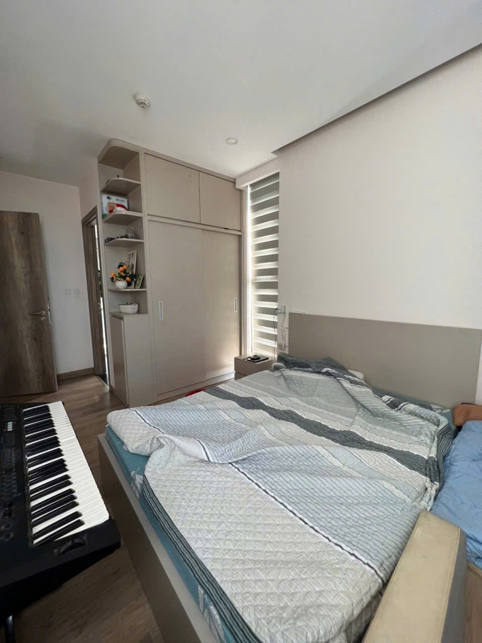 Bán căn góc solforest 2 diện tích 63m2, 2 phòng ngủ , 2wc , hướng ĐN view đảo 4