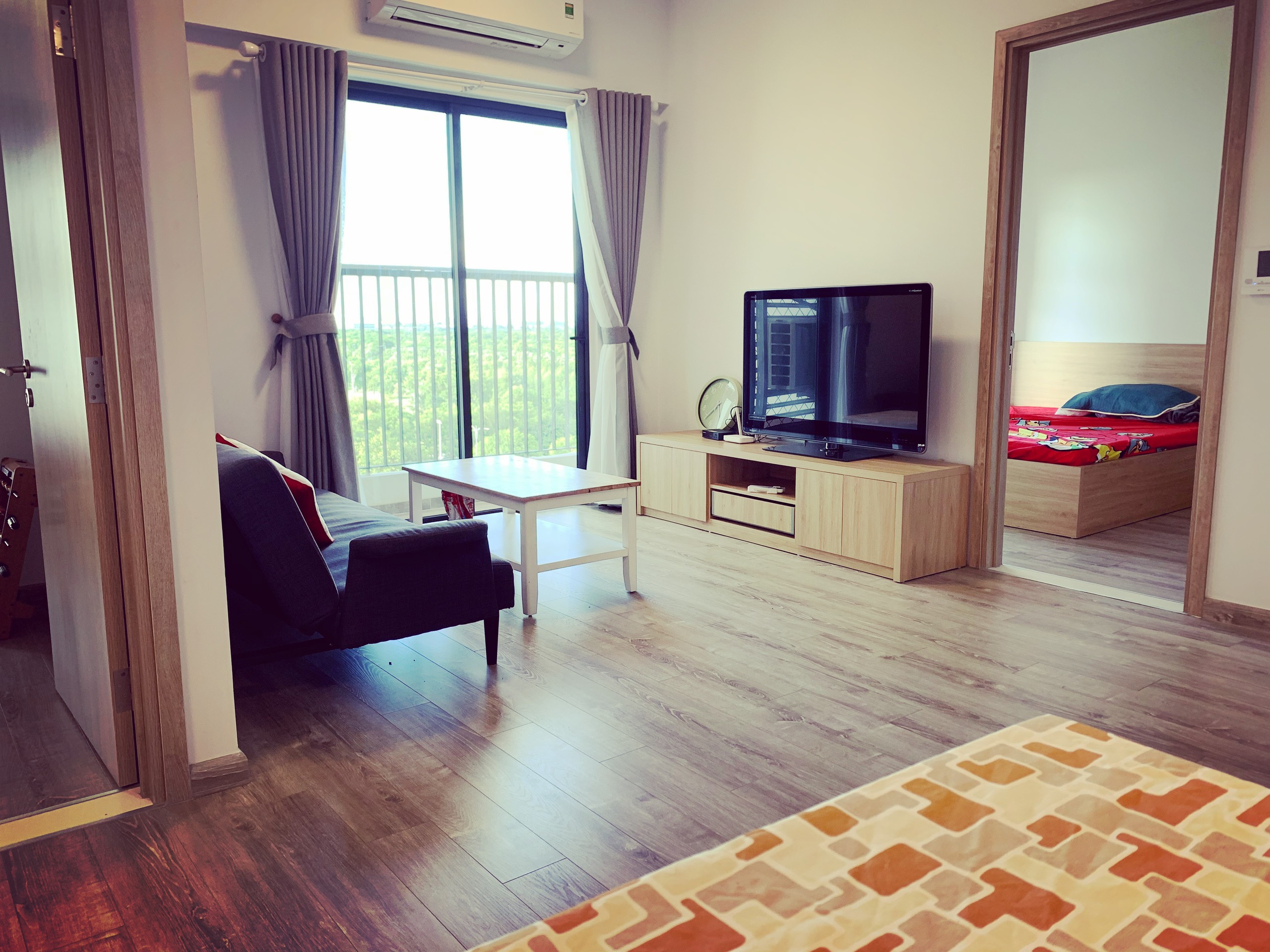 bán căn hộ 73m2,2pn,đủ đồ ở tòa lake2 khu Aquabay ecopark 1