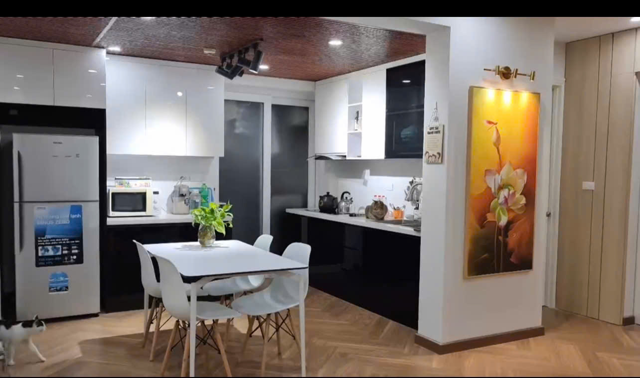 Bán căn hộ rừng cọ Ecopark. 83m2,2 phòng ngủ,đầy đủ đồ 2