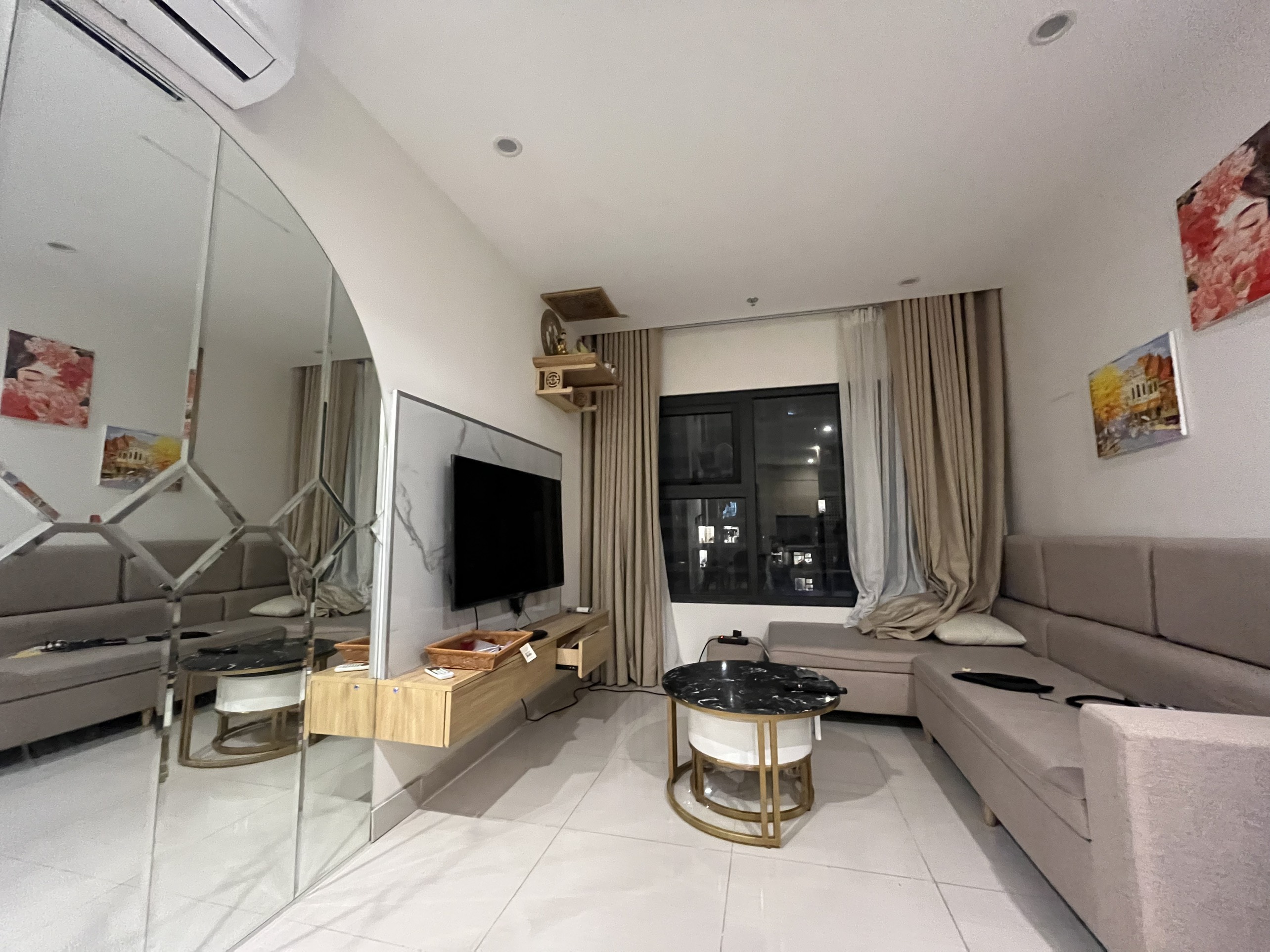 Bán cắt lỗ căn hộ 2 phòng ngủ diện tích 65m2 đủ đồ toà S1.10 Vinhomes Ocean Park 1