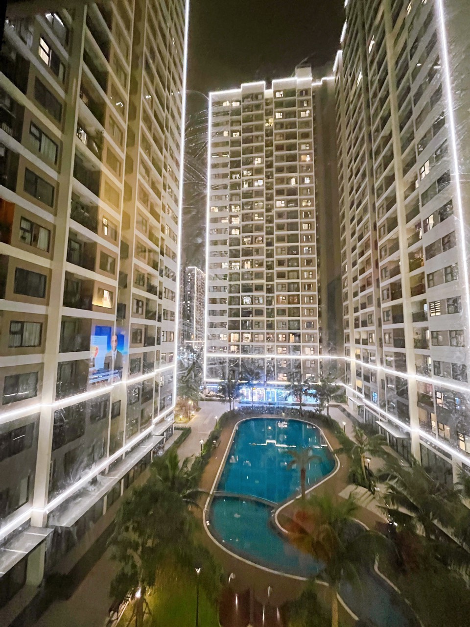 Bán cắt lỗ căn hộ 2 phòng ngủ diện tích 65m2 đủ đồ toà S1.10 Vinhomes Ocean Park 5