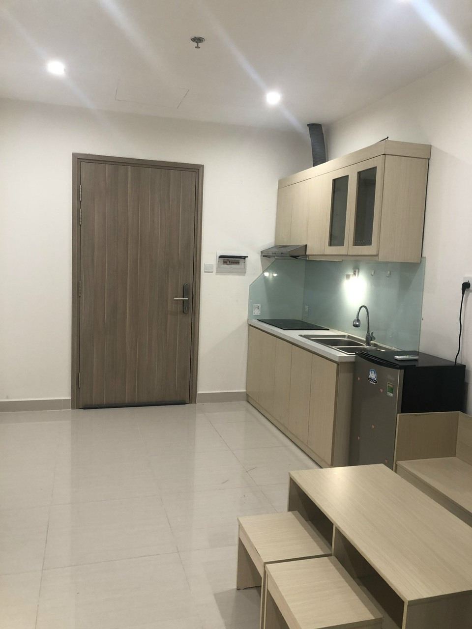 Bán cắt lỗ căn hộ Studio diện tích 25m2 đủ đồ tầng thấp toà S1.12 Vinhomes Ocean Park 1