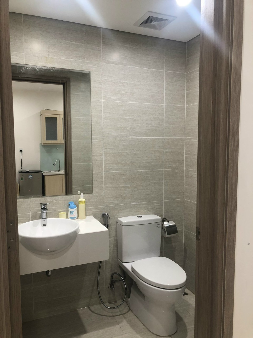 Bán cắt lỗ căn hộ Studio diện tích 25m2 đủ đồ tầng thấp toà S1.12 Vinhomes Ocean Park 5