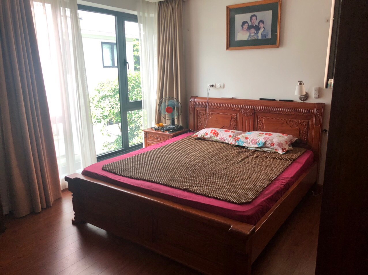 Bán nhà phố liền kề Thảo Nguyên Ecopark Văn Giang Hưng Yên 133m2 x 4 Tầng Đủ đồ Có thang máy 3