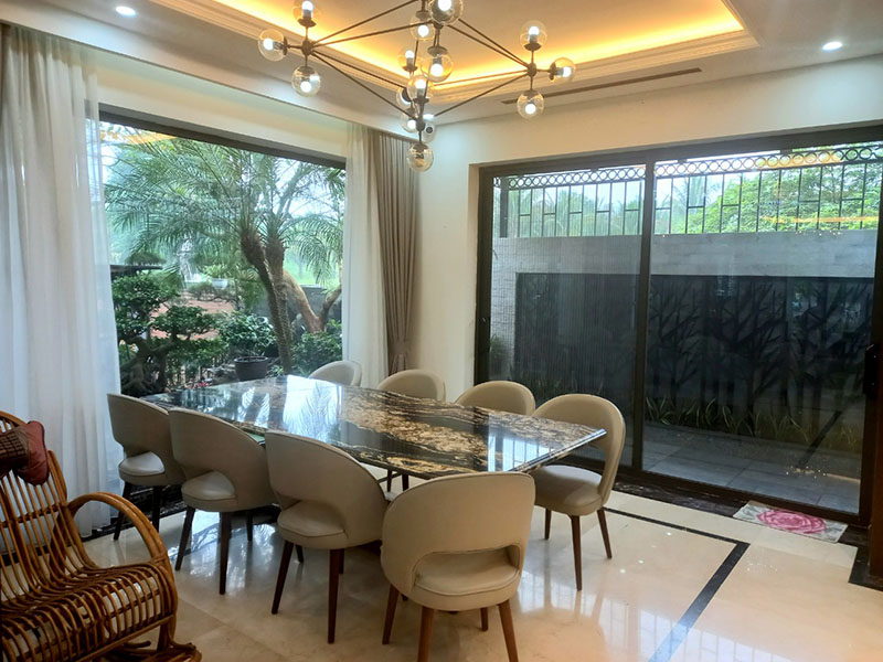 Beautiful 4 bedrooms furnished villa in Mimosa 12