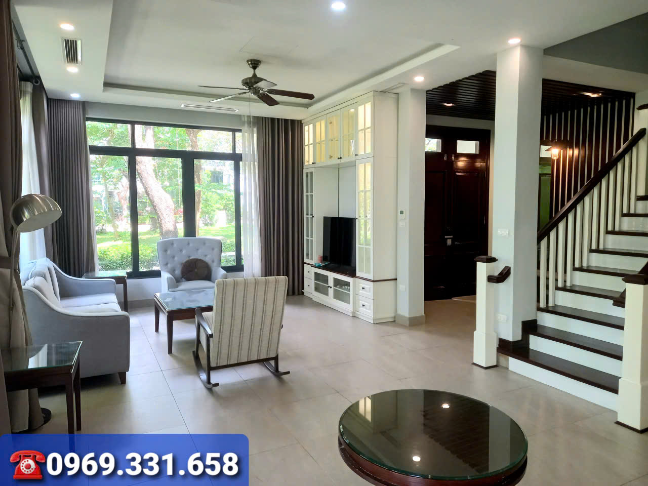 Biệt thự giá rẻ 3 phòng ngủ, đủ đồ bên khu Marina Ecopark cho thuê 1