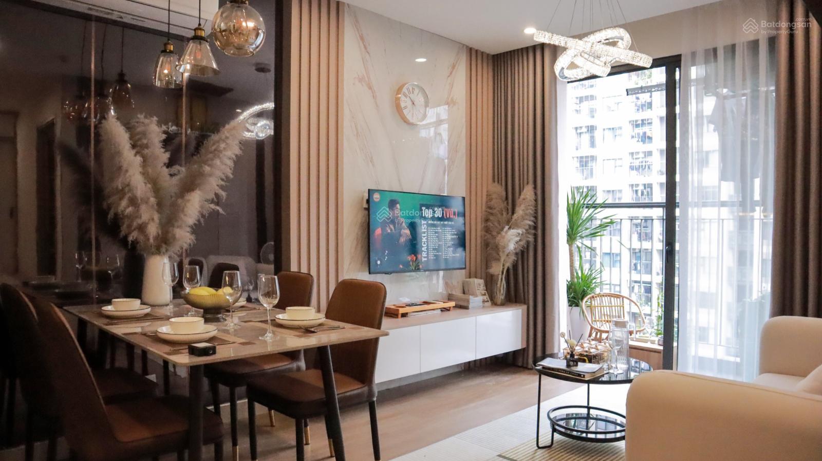 Cần bán gấp căn hộ 1 phòng ngủ +1 diện tích 43m2 full đồ view công viên toà S2.02 Vinhomes Ocean Park 1