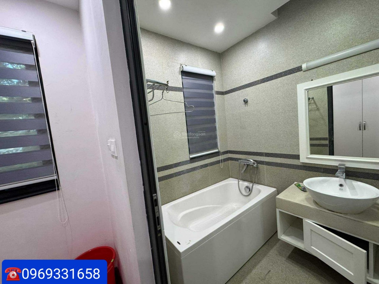 Căn BTSL 190m2,full nội thất đẹp bên khu Parkriver Ecopark cần bán 11
