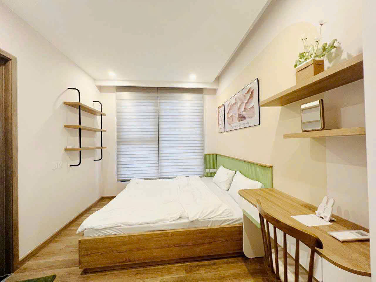 Căn hộ 3 phòng ngủ, full đồ bên tòa Haven park cho thuê 6