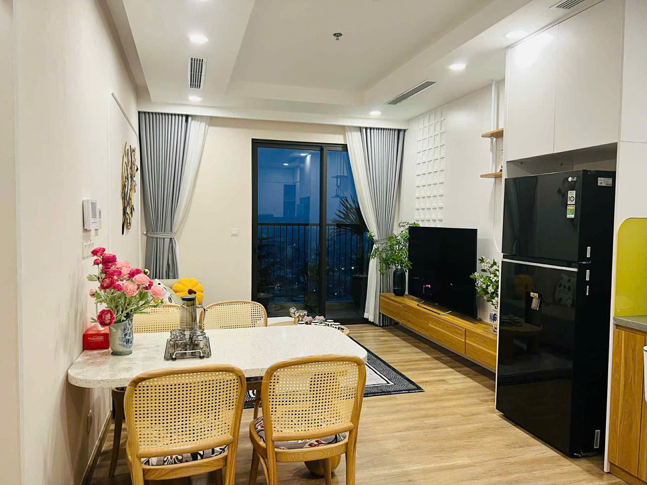 Căn hộ 3 phòng ngủ,full đồ tầng cao bên tòa Haven Park Ecopark cần cho thuê 9