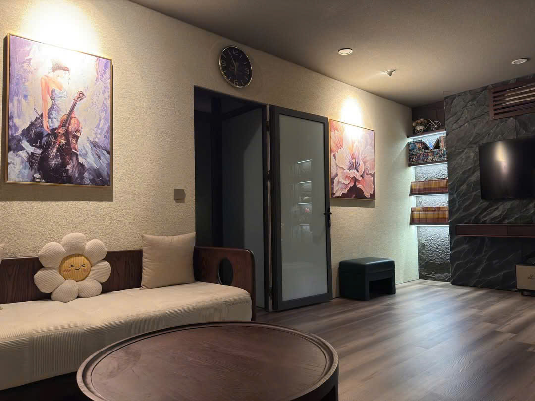 Căn hô Penhouse 200m2,full nội thất cao cấp bên tòa Sky 2 Ecopark cần bán 3