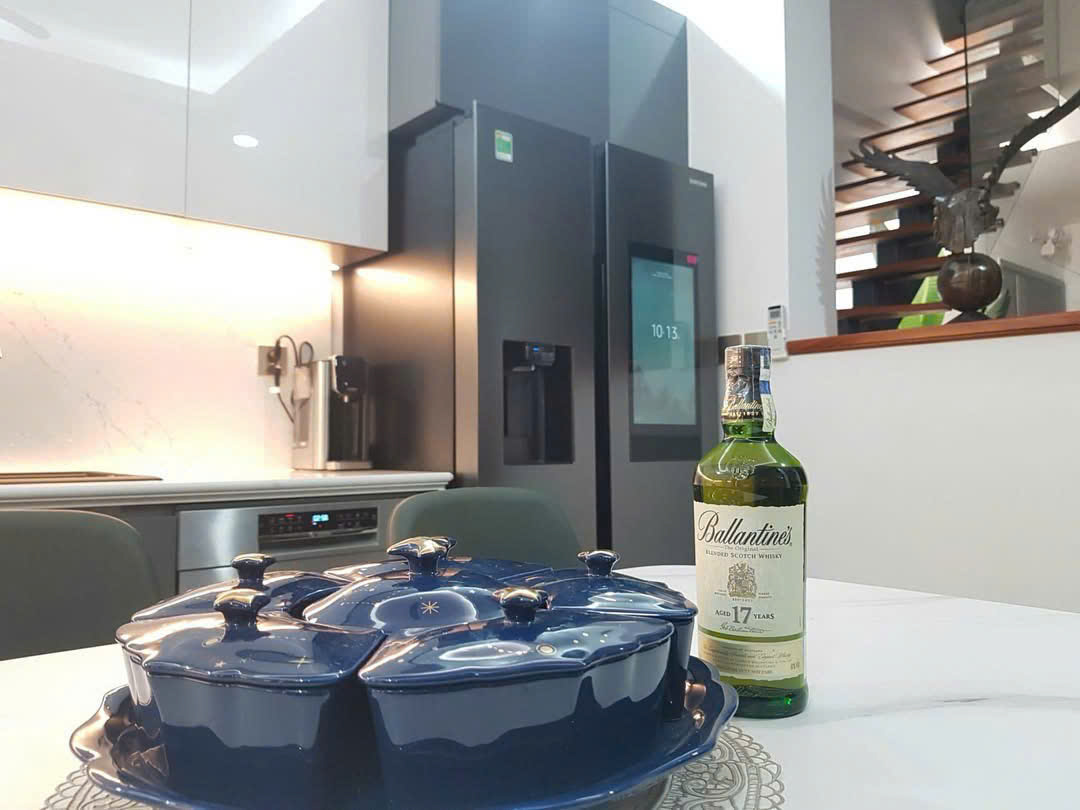 Căn hô Penhouse 200m2,full nội thất cao cấp bên tòa Sky 2 Ecopark cần bán 5