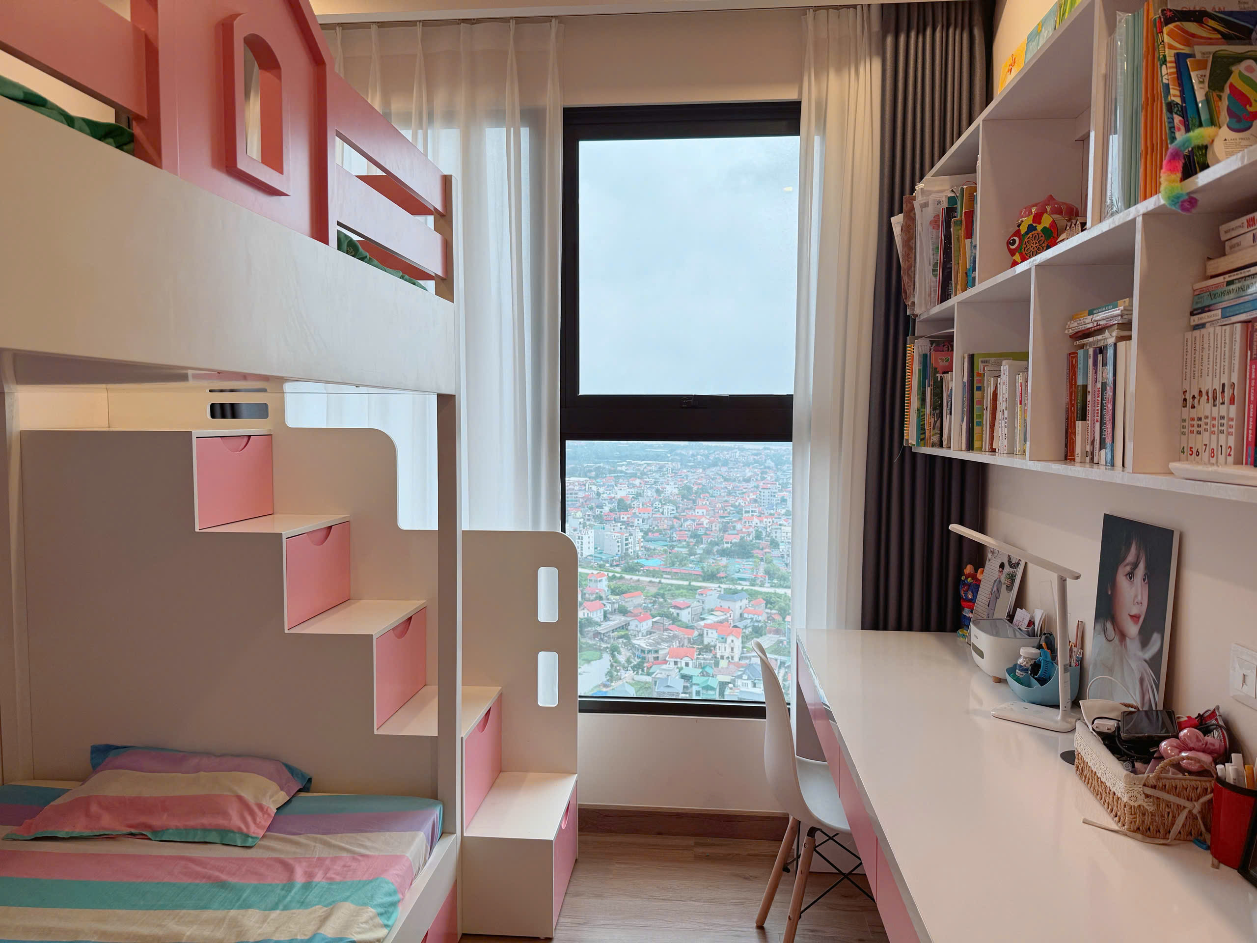 Căn hộ tầng cao 3 phòng ngủ, đầy đủ đồ bên tòa SP Skyoasis Ecopark cho thuê 6