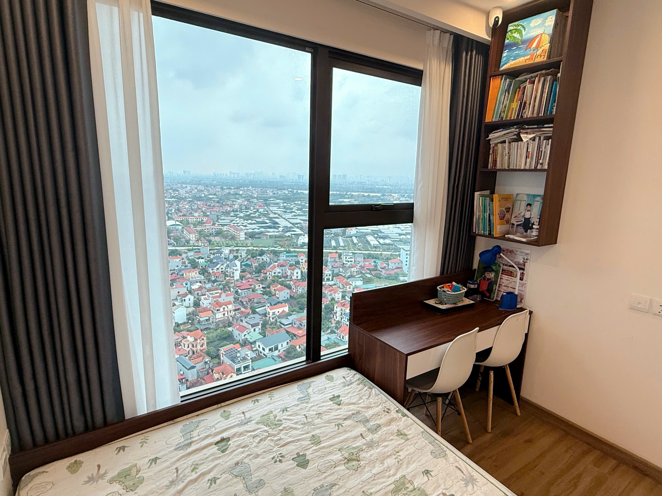 Căn hộ tầng cao 3 phòng ngủ, đầy đủ đồ bên tòa SP Skyoasis Ecopark cho thuê 7