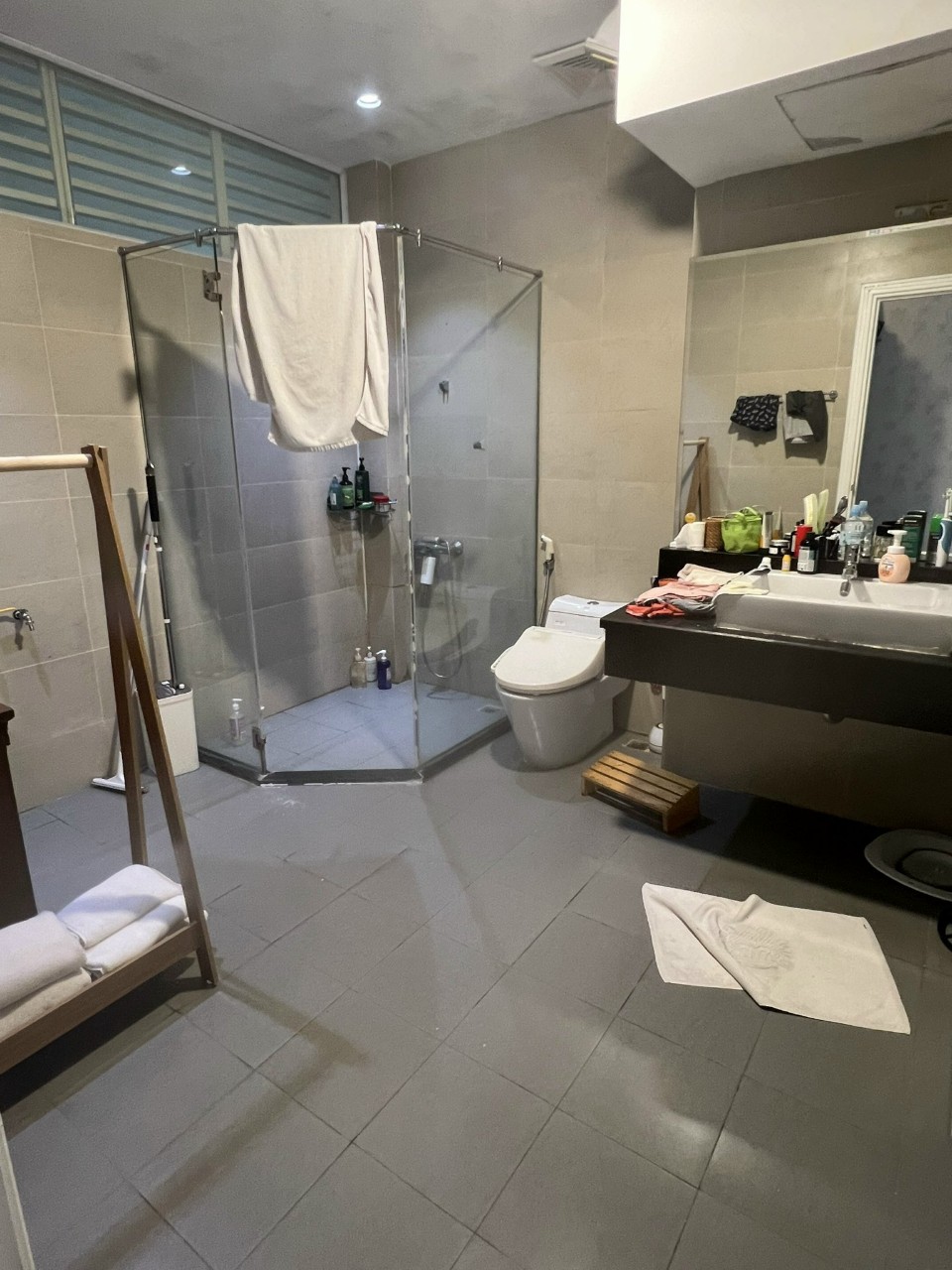 Căn nhà phố trúc 110m2,full đồ. giá tốt nhất khu cần bán 8