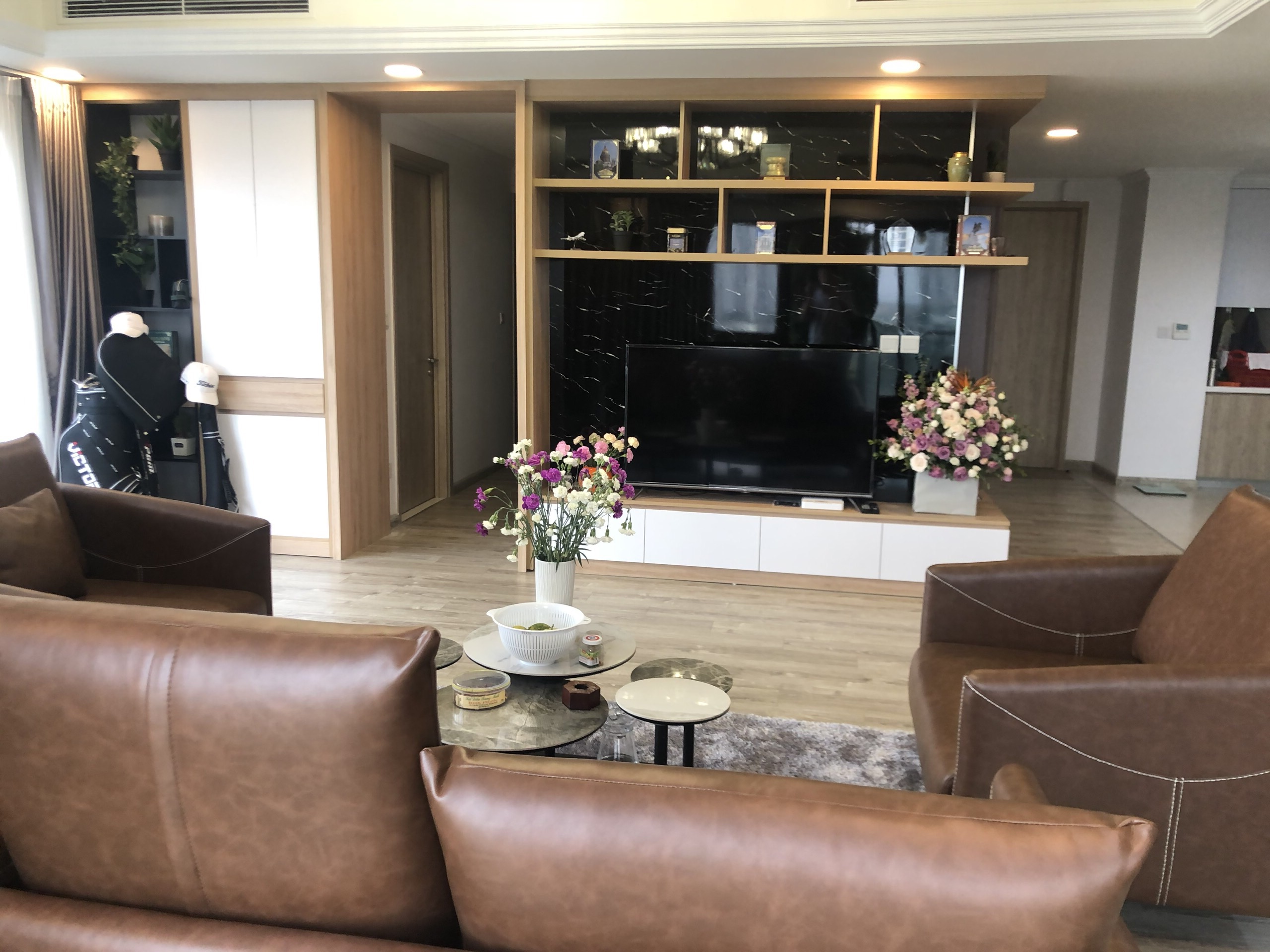 Charming 3 bedrooms apartment in Lake 1 with golf view 4