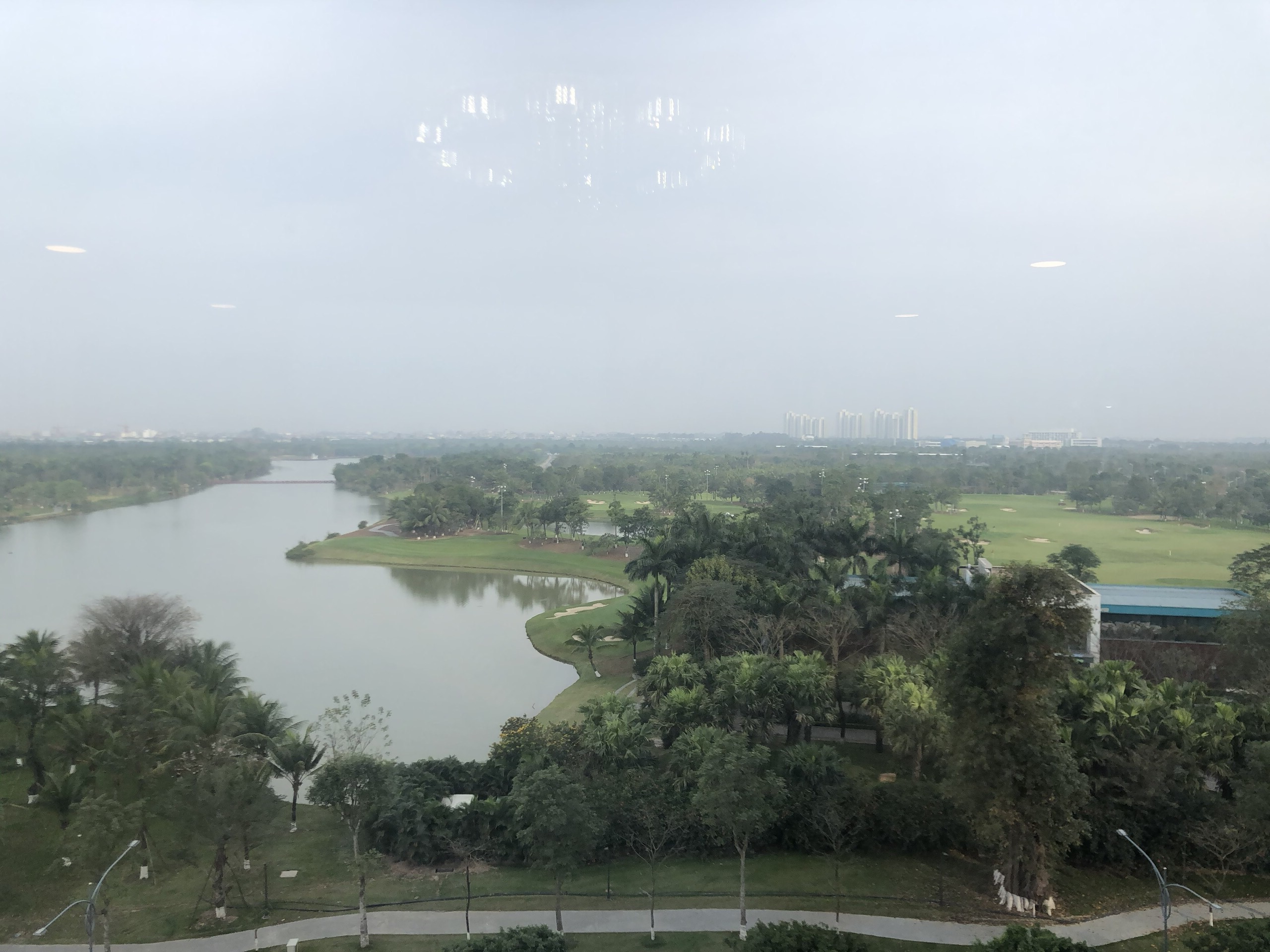 Charming 3 bedrooms apartment in Lake 1 with golf view 5