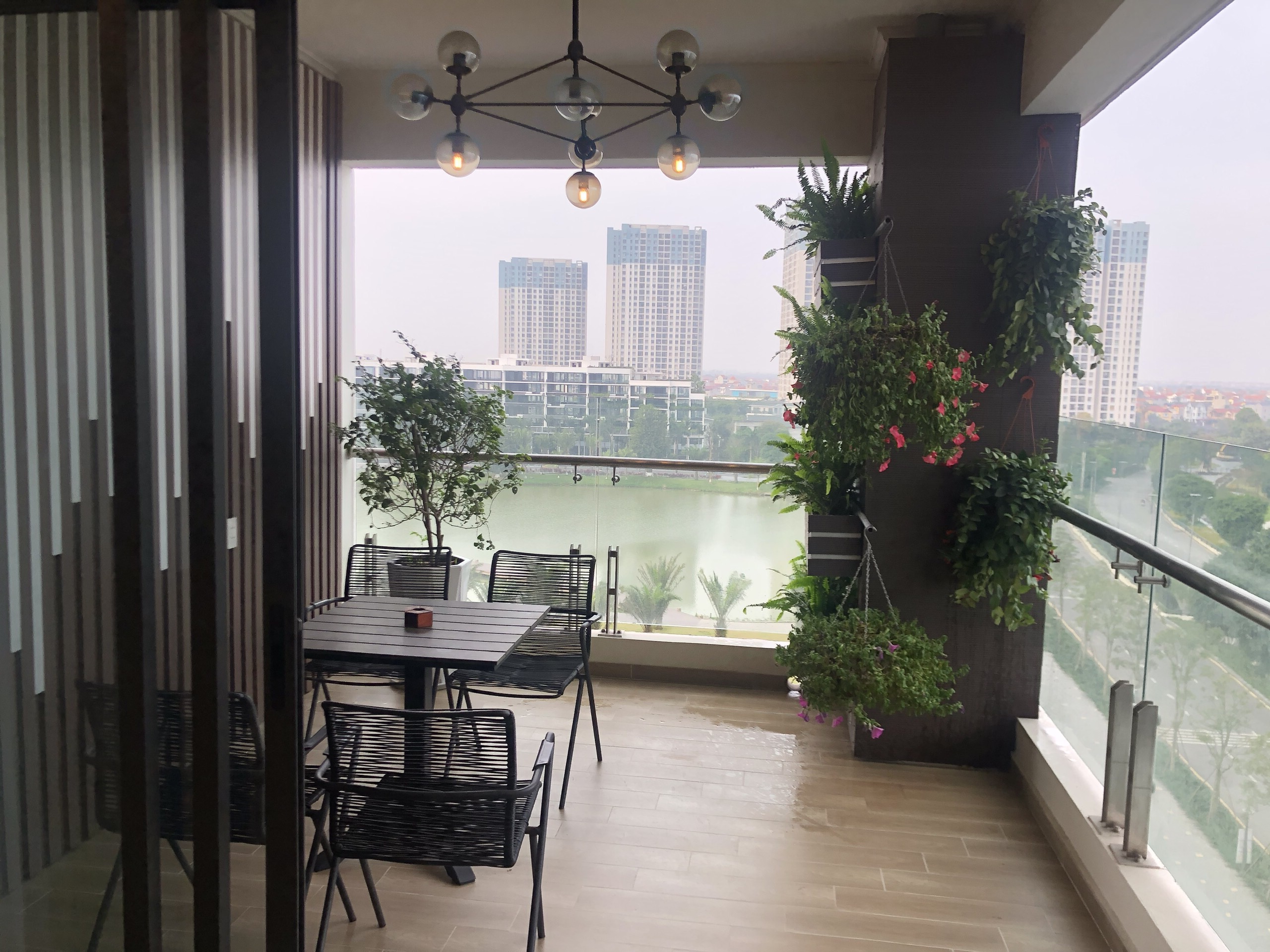 Charming 3 bedrooms apartment in Lake 1 with golf view 8