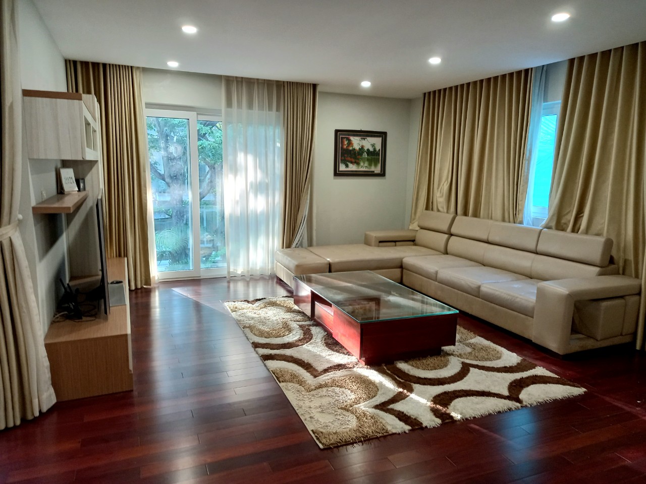 CHO THUÊ BIỆT THỰ SÂN VƯỜN 360M2 BÊN VƯỜN TÙNG ECOPARK, HƯNG YÊN 10
