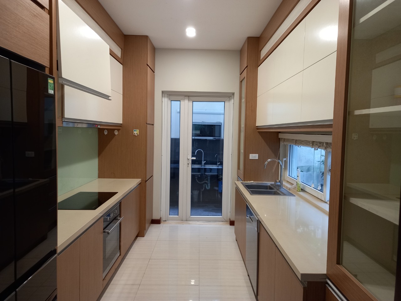 CHO THUÊ BIỆT THỰ SÂN VƯỜN 360M2 BÊN VƯỜN TÙNG ECOPARK, HƯNG YÊN 3