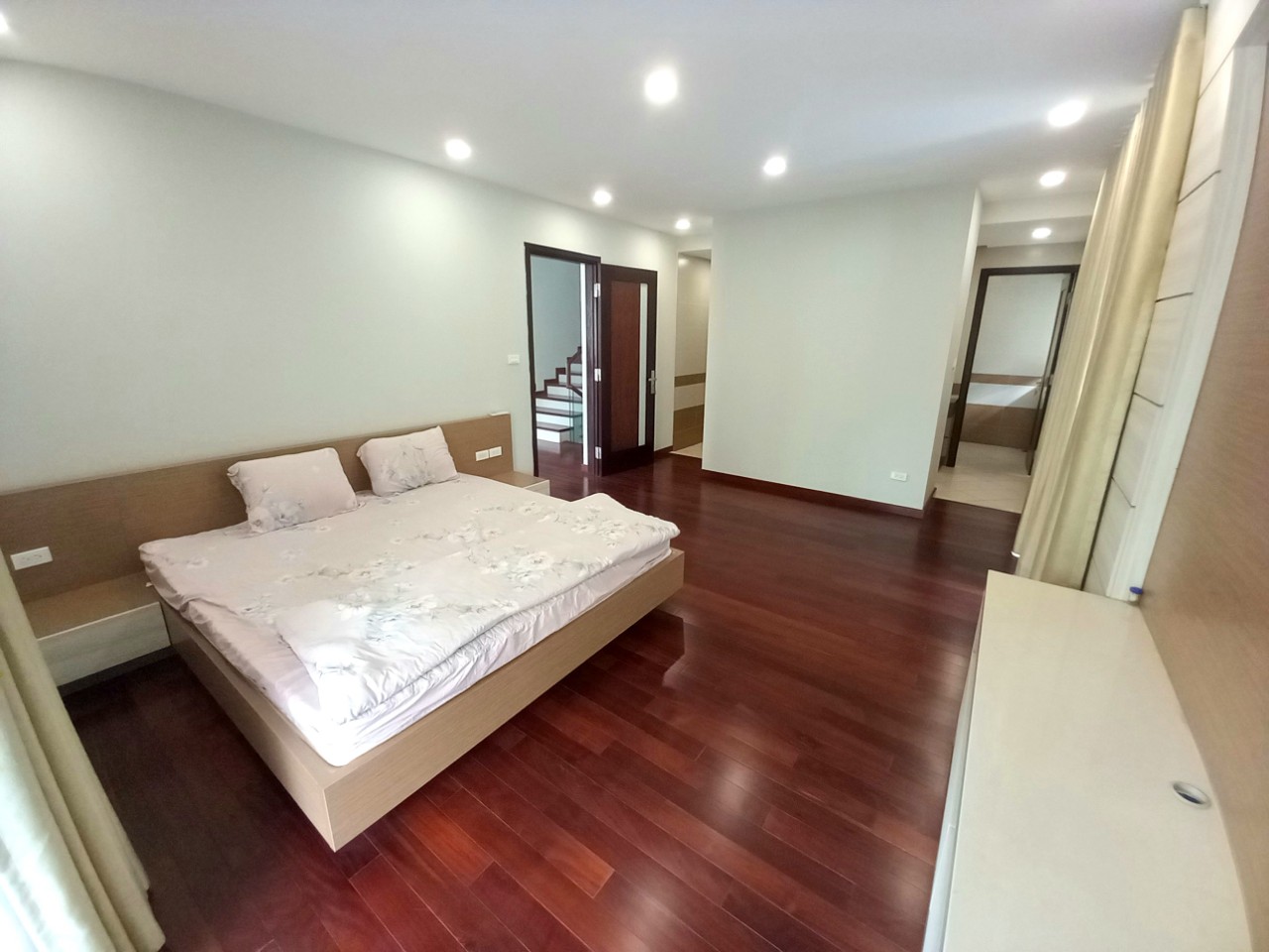CHO THUÊ CĂN BIỆT THỰ ĐƠN LẬP SÂN VƯỜN RỘNG BÊN KHU VƯỜN TÙNG ECOPARK 12