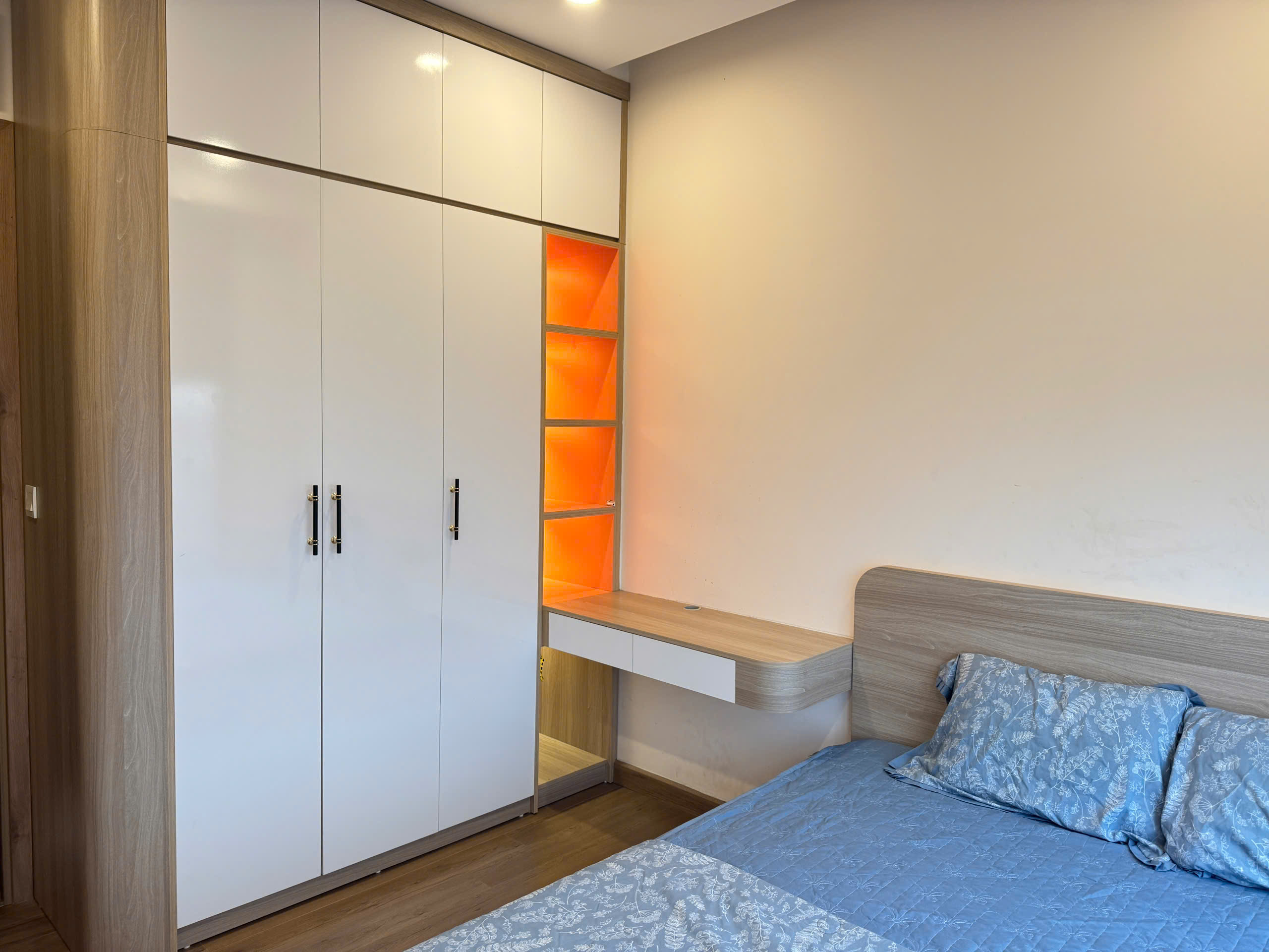 Cho thuê căn hộ tòa S2 sky oasis , 84m2 , 3pn , 2vs ,full nội thất . Giá 12tr 10