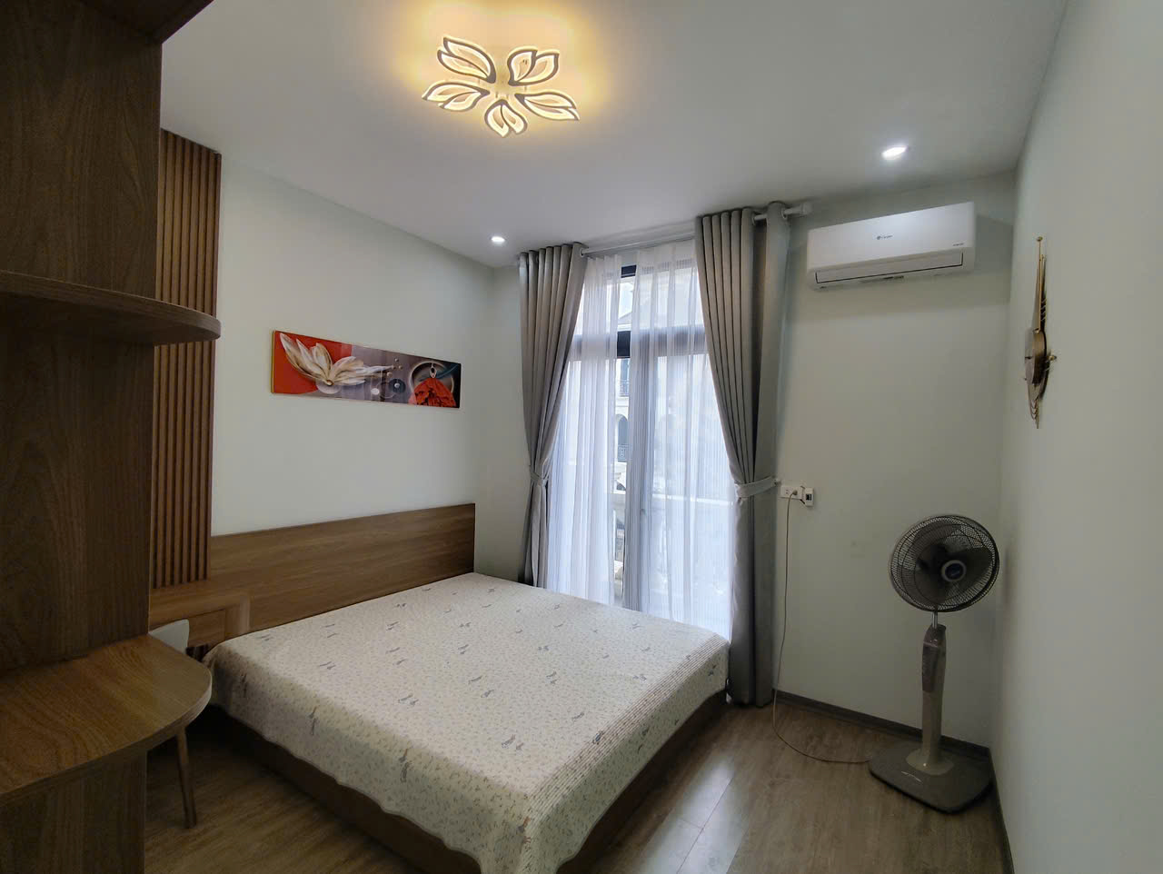 Cho thuê căn liền kề 3 phòng ngủ,đủ đồ giá rẻ bên khu sao biển Vinhomes Ocean park 1 5