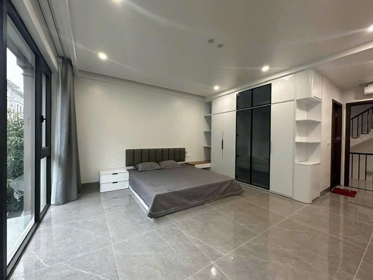 Cho thuê căn liền kề hoàn thiện 5 tầng bên Vinhomes ocean park 3 7