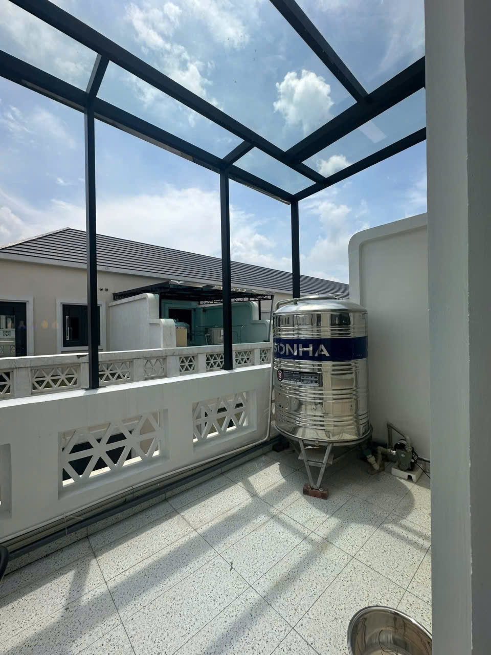 CHO THUÊ NHÀ 5 TẦNG XẺ KHE BÊN VINHOMES OCEANPARK 2 10