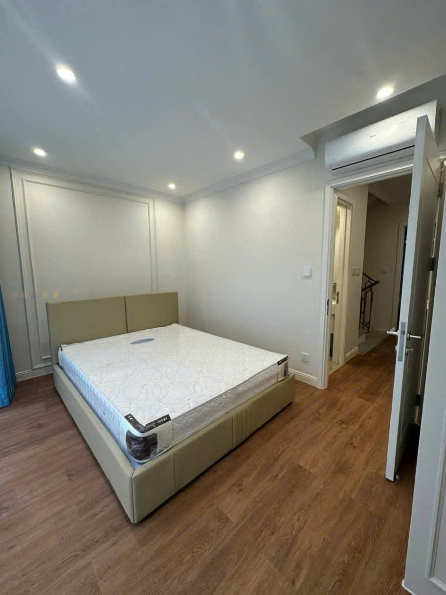 CHO THUÊ NHÀ RIÊNG BÊN KHU VỊNH THIÊN ĐƯỜNG VINHOMES OCEAN PARK 3 4
