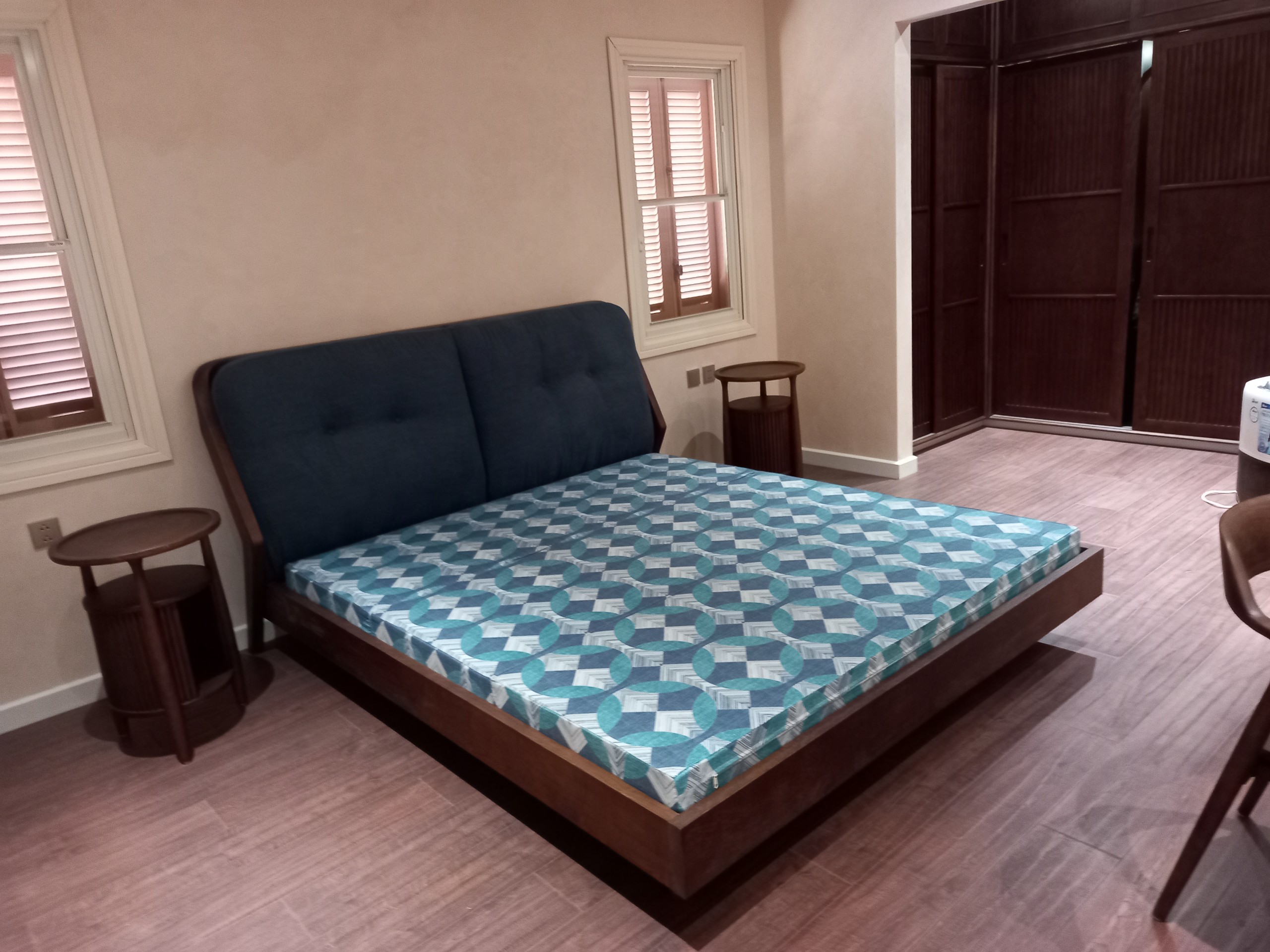 Green villa with 4 bedrooms in Park river 9