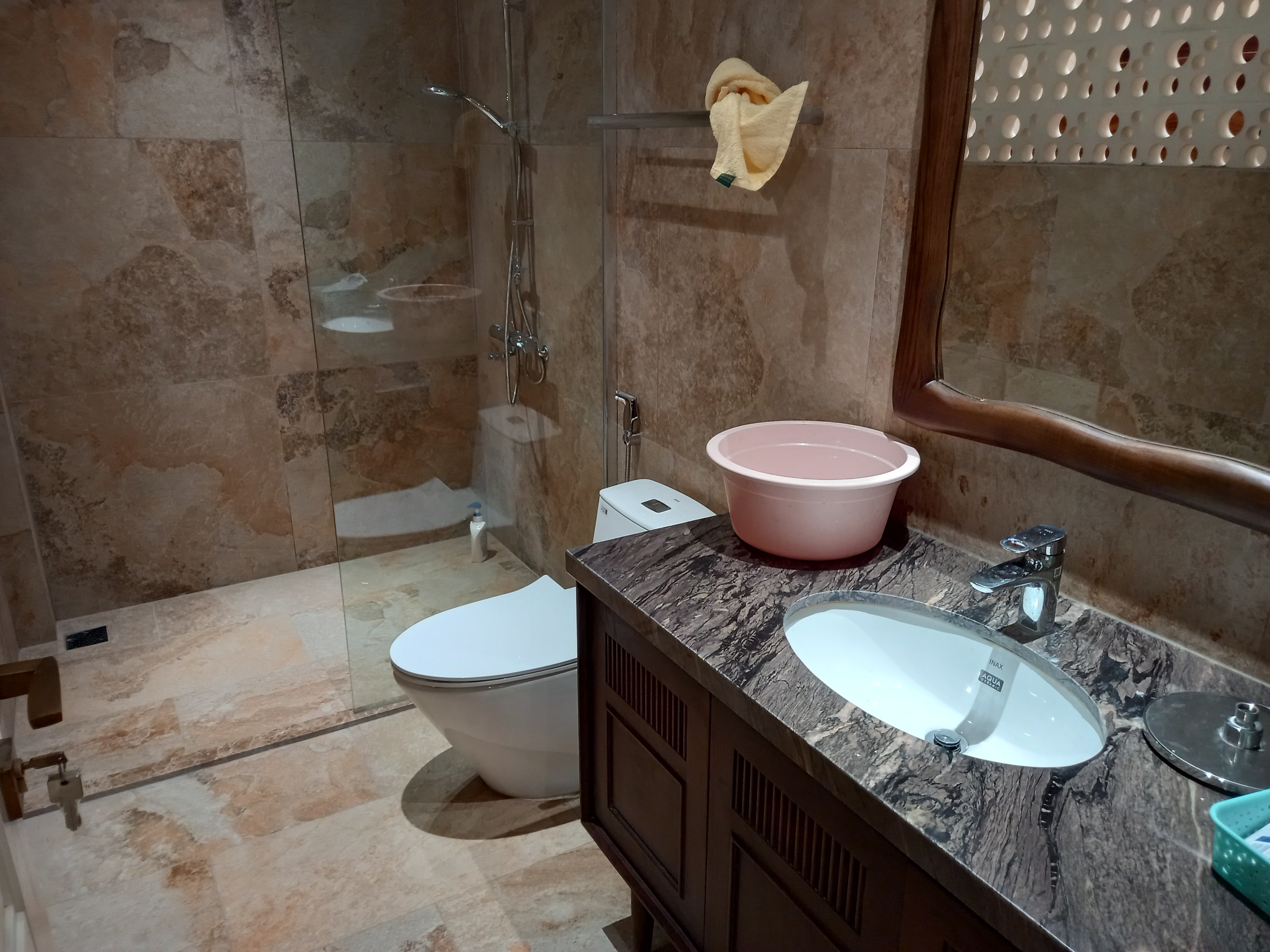 Green villa with 4 bedrooms in Park river 13