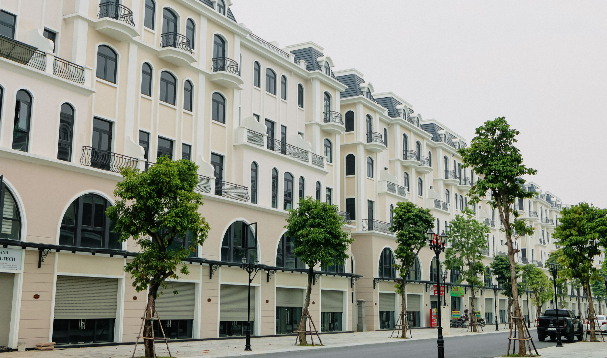 Bán shophouse Sao Biển 8 hướng Đông Bắc, DT: 97m2, đối diện công viên Vinhomes Ocean Park 2 Hưng Yên