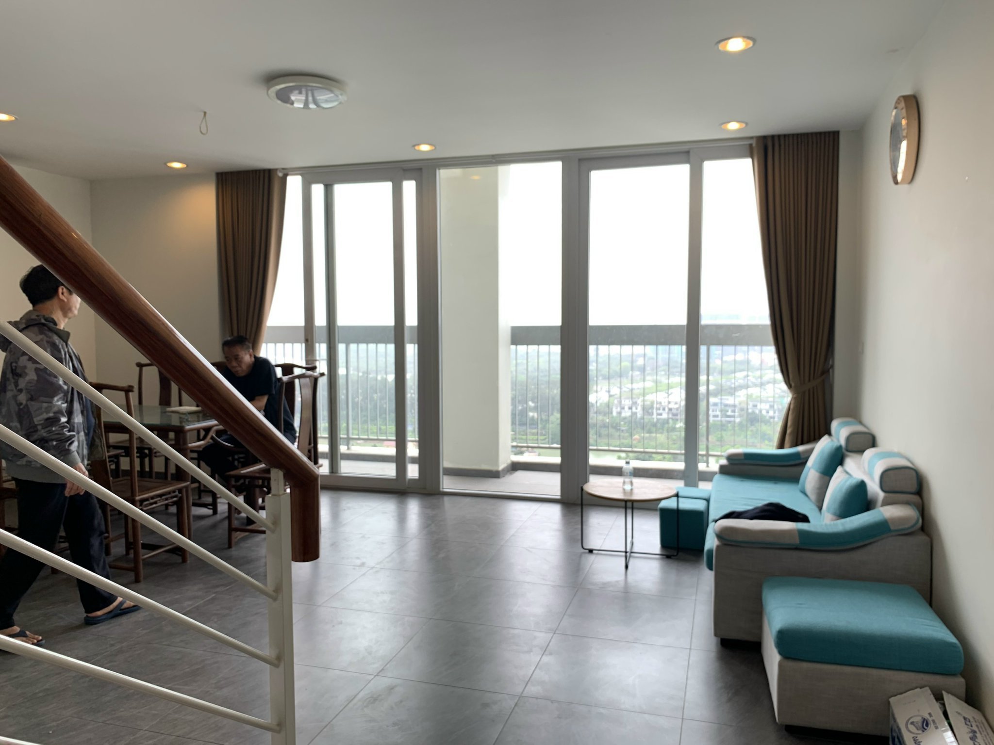 Cho thuê căn hộ penthouse Rừng Cọ Ecopark Văn Giang 156m2/3PN Đủ đồ Ở ngay