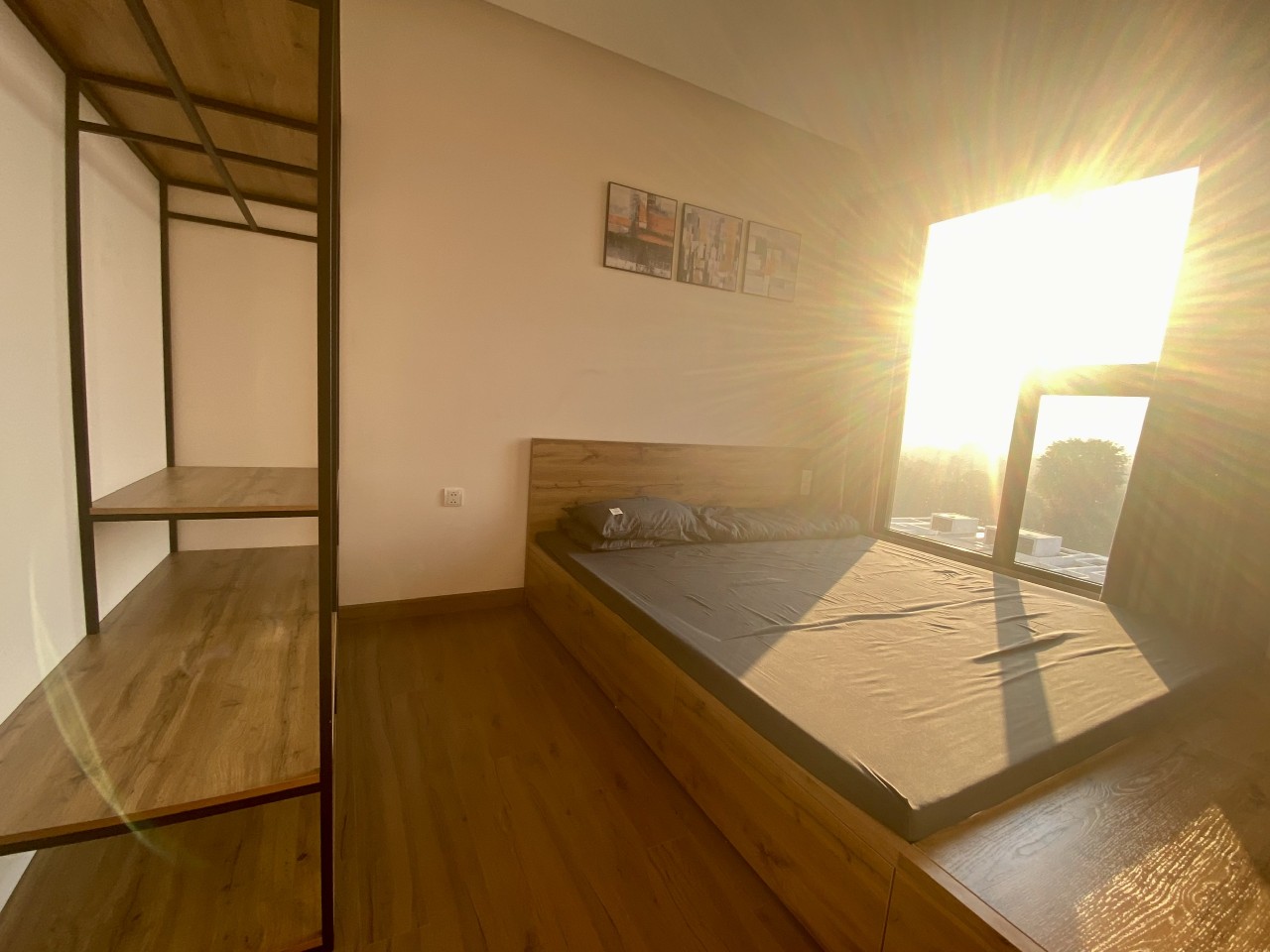 Low floor 2 bedrooms apartment in S3 tower , 5