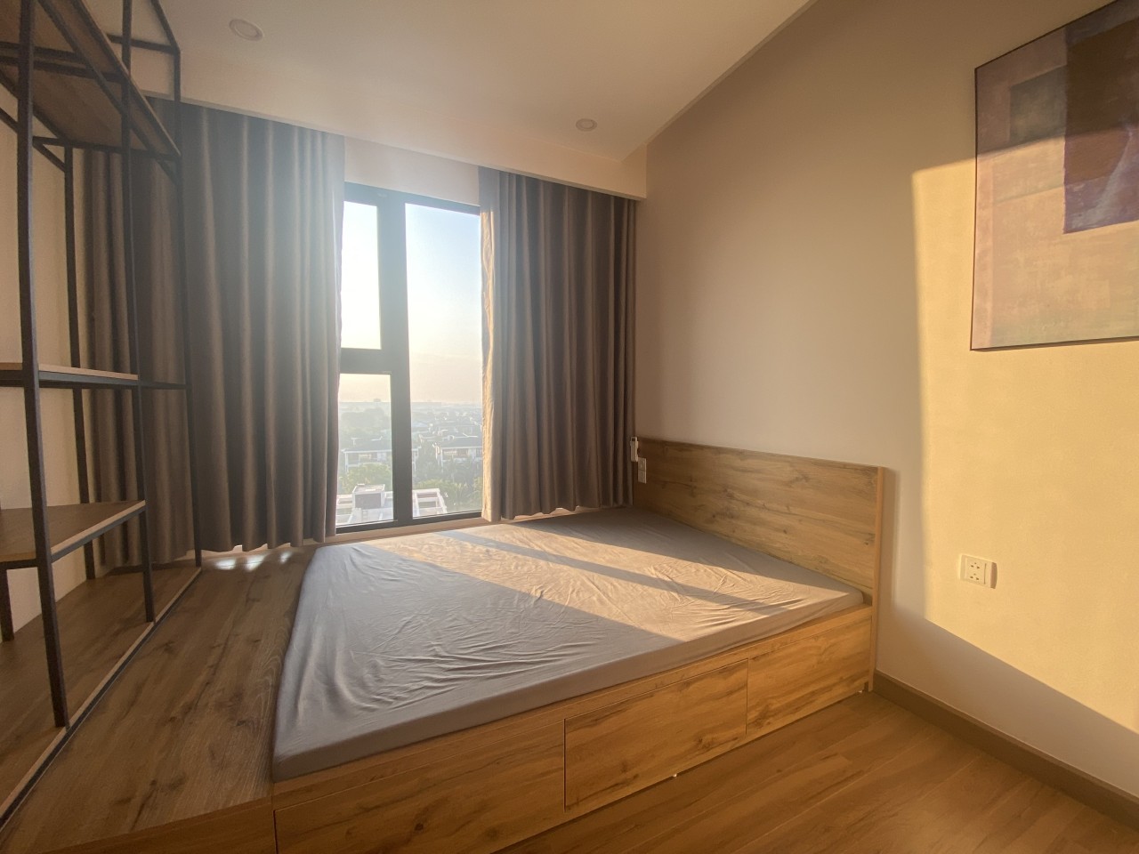 Low floor 2 bedrooms apartment in S3 tower , 6