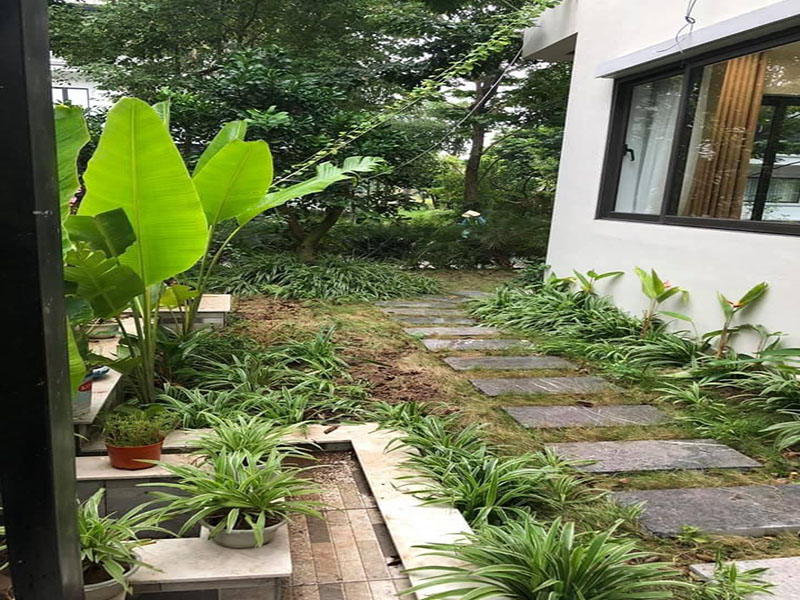 Modern 3 bedrooms villa with nice garden and furniture 3