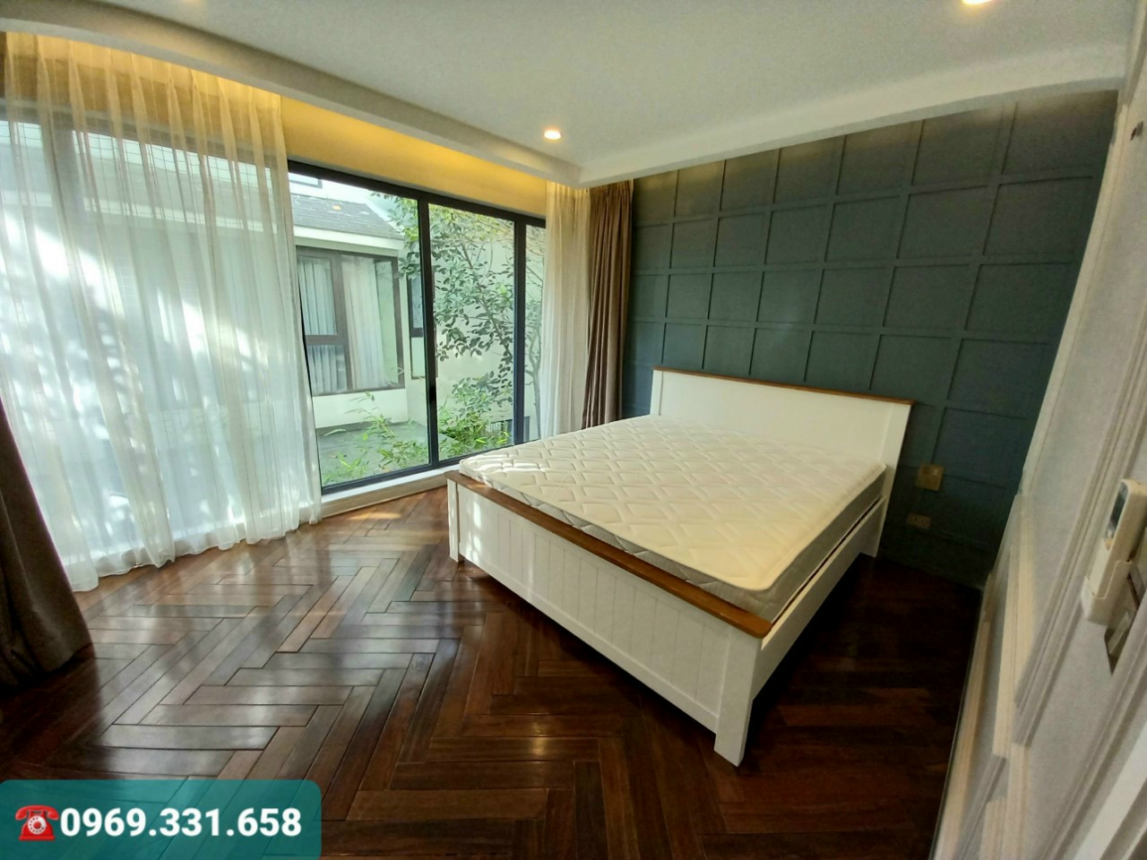Modern 4 bedrooms villa in Ecopark Van Giang 11