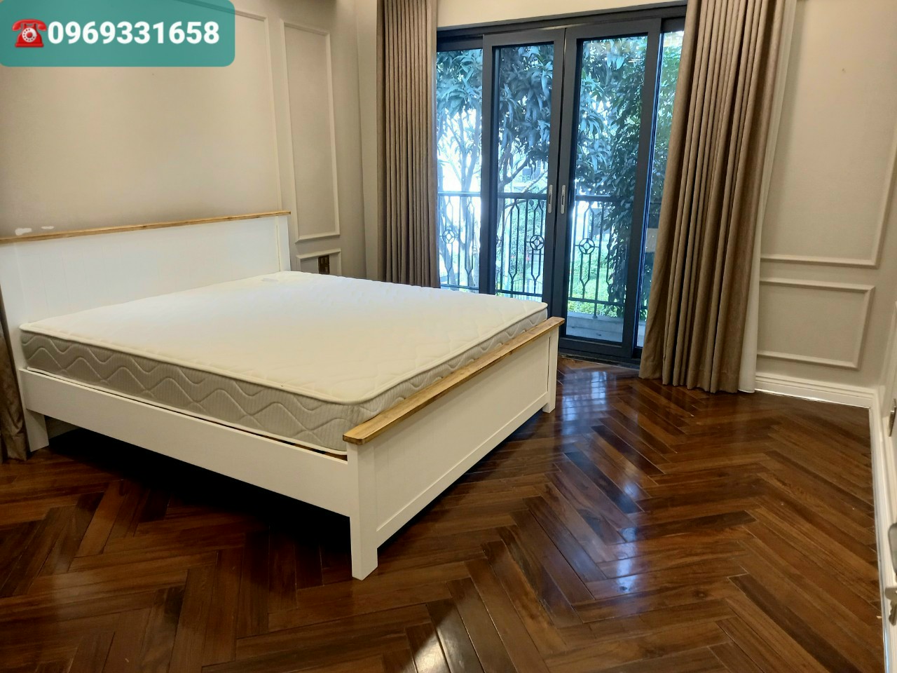 Modern 4 bedrooms villa in Ecopark Van Giang 12