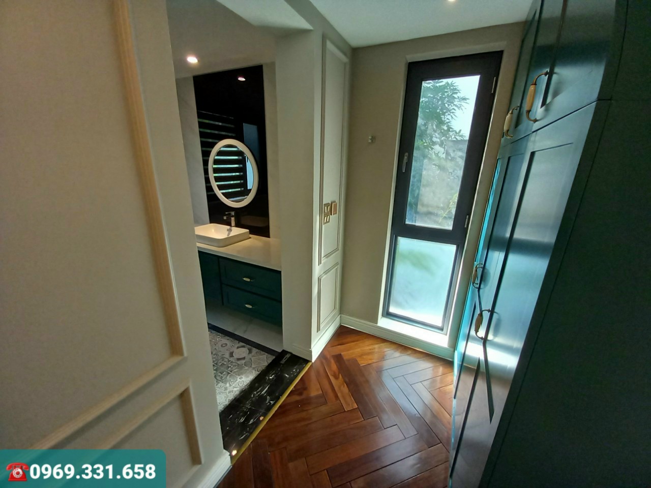 Modern 4 bedrooms villa in Ecopark Van Giang 13