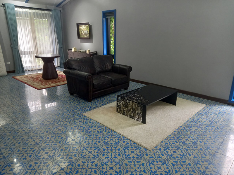 Modern and airy 4 bedrooms villa to rent in Ecopark 15