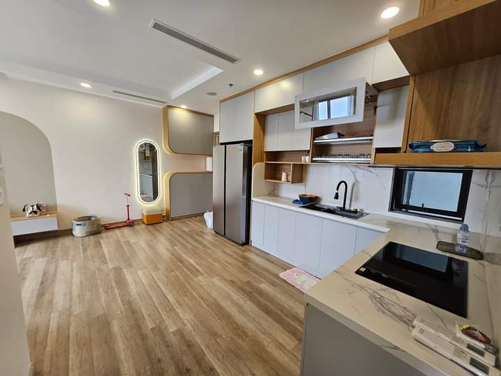 New 3 bedrooms apartment has big balcony in Solforest 3