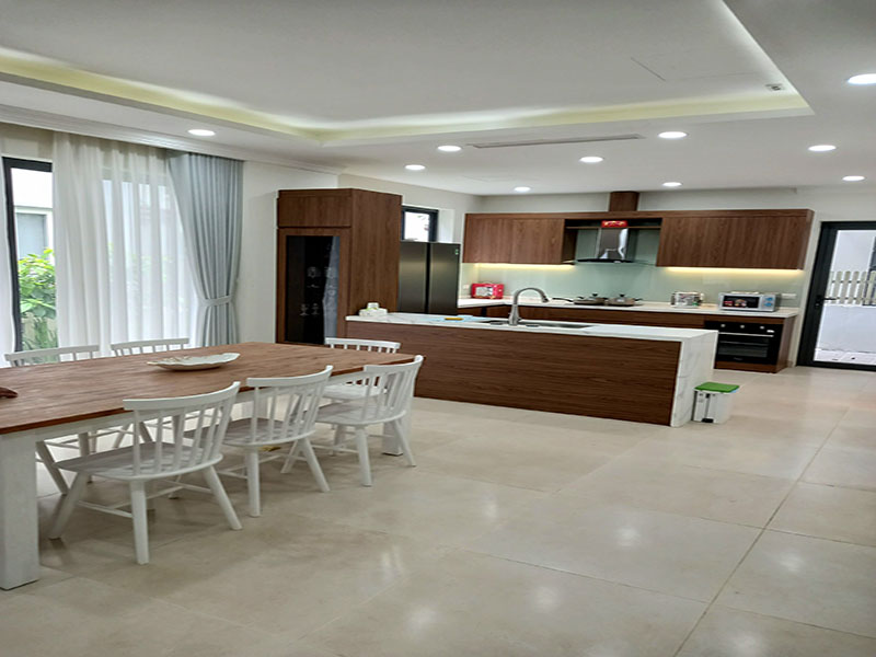 New 4 bedrooms villa to rent in ecopark, park river 2