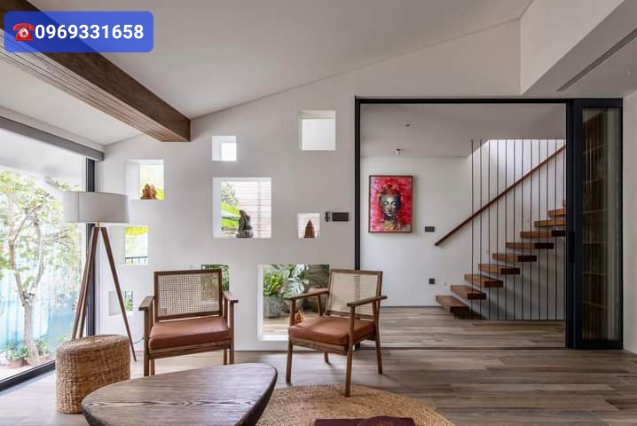 Newly renovated 2 bedrooms villa in Vuon Tung 5