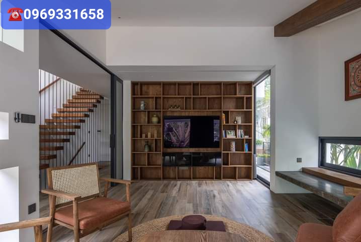 Newly renovated 2 bedrooms villa in Vuon Tung 7