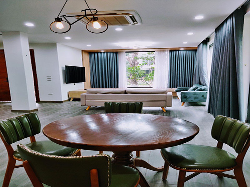 Newly renovated villa in Mimosa , 4 bedrooms close to clubhouse 3
